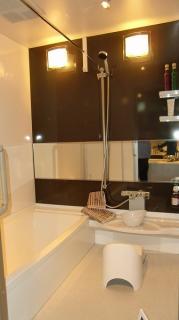 �摜(179x320)�E�g��摜(336x600)