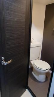 �摜(179x320)�E�g��摜(336x600)