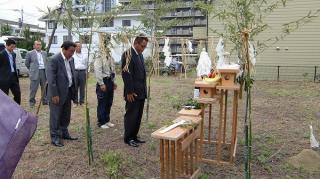 �摜(320x179)�E�g��摜(600x336)