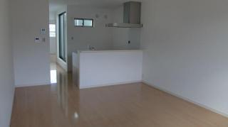 �摜(320x179)�E�g��摜(640x358)