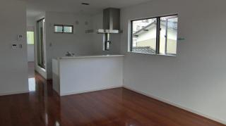 �摜(320x179)�E�g��摜(640x358)