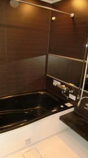 �摜(179x320)�E�g��摜(358x640)